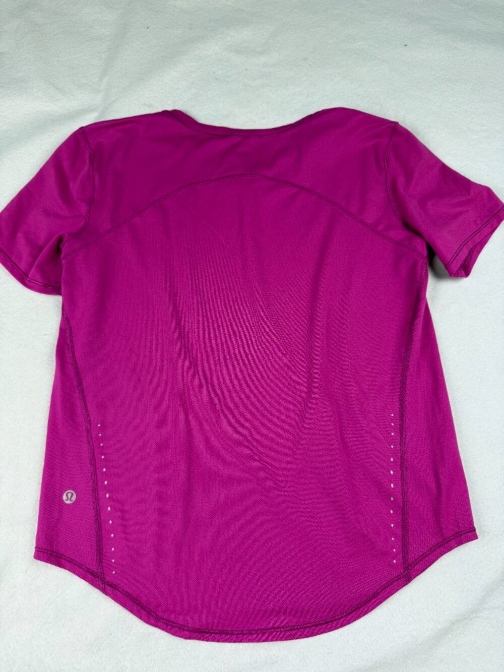 Lululemon Ripened Raspberry Running and Training T-Shirt Size 4 - Picture 4 of 5